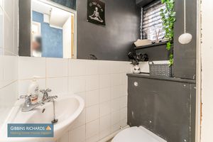 WC- click for photo gallery